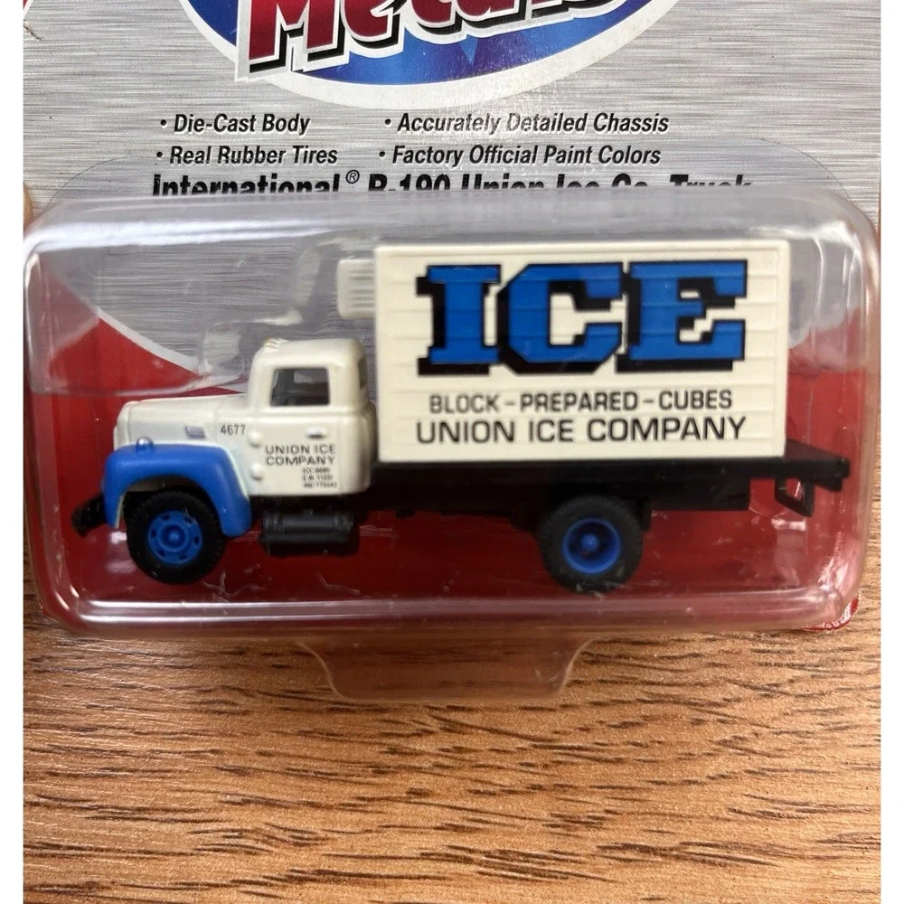 Mini Metals 1:87/HO Scale International R-190 Union Ice Co Truck‎ NEW